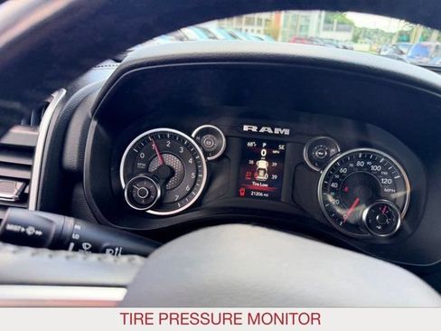 Used 2023 RAM 1500 Big Horn AWD/4WD image 14