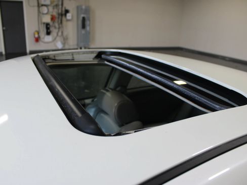 Used 2007 INFINITI G35 Coupe w/ Premium Pkg RWD image 6