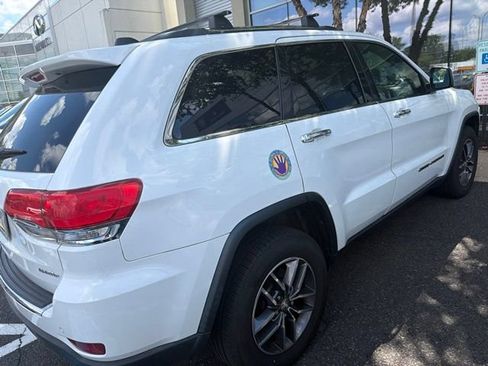 Used 2017 Jeep Grand Cherokee Limited AWD/4WD image 5