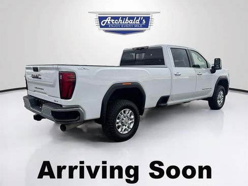 Used 2024 GMC Sierra 3500 SLT w/ SLT Premium Package image 5