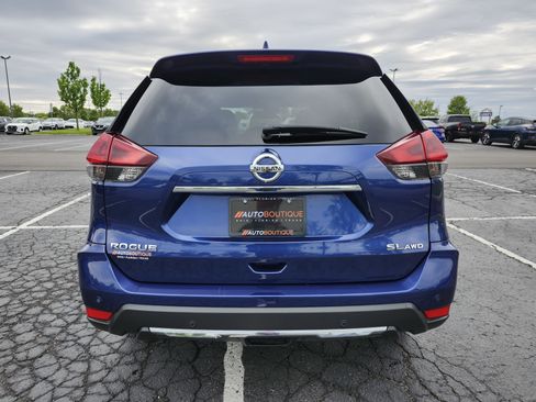 Used 2019 Nissan Rogue SL AWD/4WD image 17