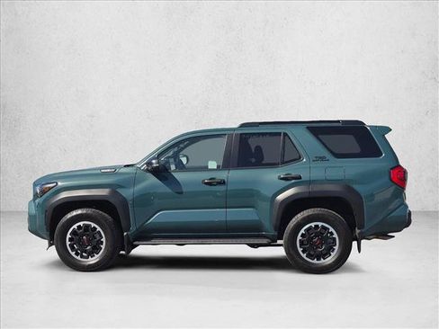 Used 2025 Toyota 4Runner TRD Off-Road Premium AWD/4WD image 9