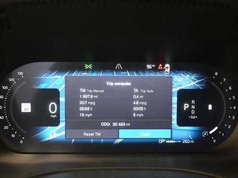 Used 2024 Volvo XC60 B5 Plus AWD/4WD image 13