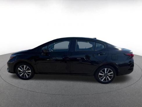 Used 2025 Nissan Versa SV FWD image 10