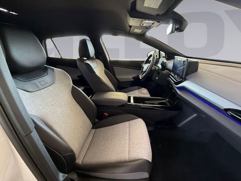 Used 2023 Volkswagen ID.4 2WD image 17