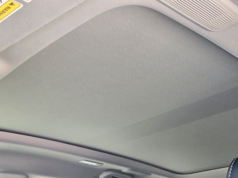 Used 2026 Acura MDX w/ Technology Package image 33