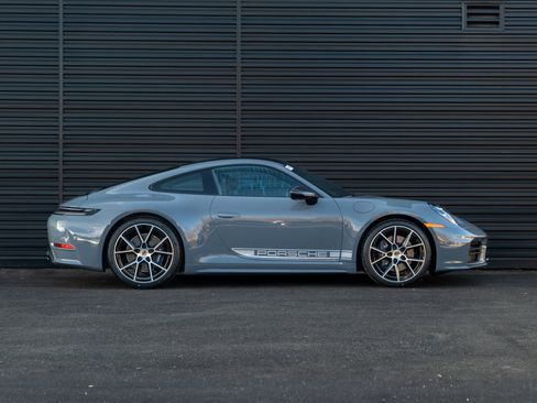 New 2026 Porsche 911 Carrera RWD image 9