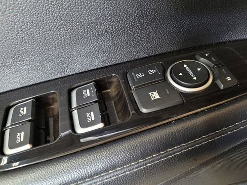 Used 2019 Kia Sorento FWD image 27