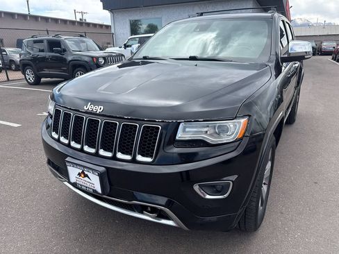 Used 2015 Jeep Grand Cherokee Overland w/ Advanced Technology Group AWD/4WD image 3