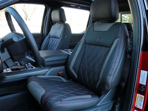 New 2025 Ford F150 Lariat w/ Equipment Group 502A High image 21