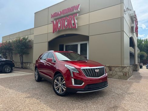 Used 2024 Cadillac XT5 Premium Luxury FWD image 1