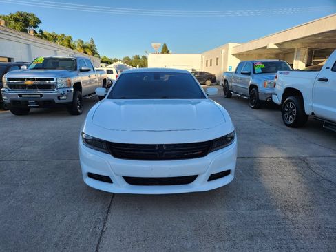 Used 2022 Dodge Charger SXT RWD image 9