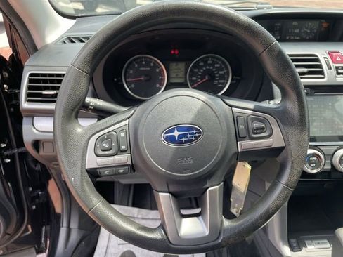 Used 2017 Subaru Forester 2.5i Premium w/ All-Weather Package AWD/4WD image 21