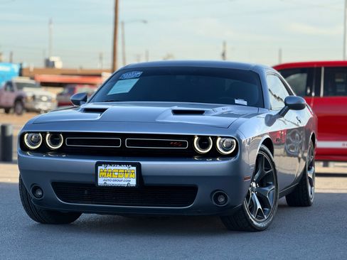 Used 2015 Dodge Challenger R/T Plus image 3