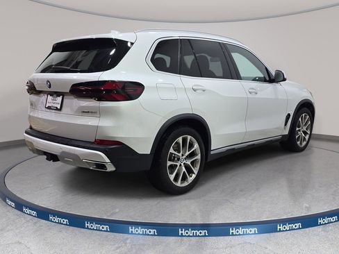 Used 2024 BMW X5 xDrive40i w/ Premium Package image 6