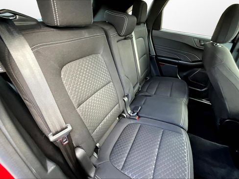 Used 2023 Ford Escape Active image 17