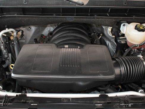 Used 2022 Chevrolet Tahoe RST w/ Sport Performance Package AWD/4WD image 3