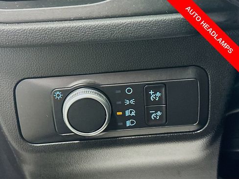 Used 2020 Ford Escape SE image 11