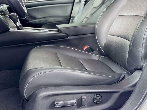 Used 2022 Honda Accord Sport image 22