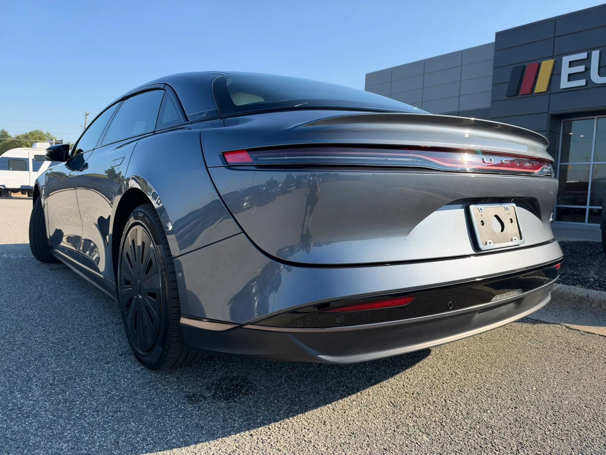 Used 2025 Lucid Air Pure RWD image 3
