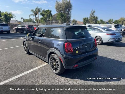 Used 2023 MINI Cooper SE FWD image 3