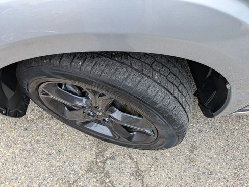 Used 2020 Dodge Journey Crossroad FWD image 10