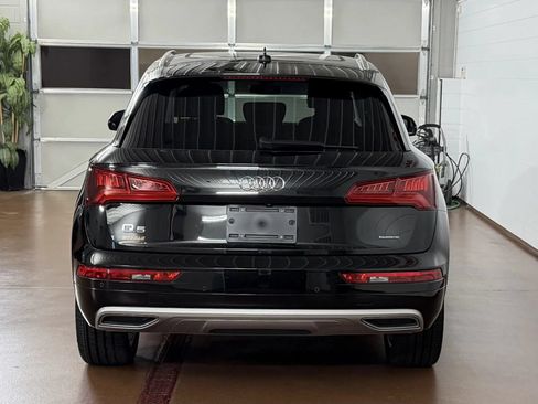 Used 2019 Audi Q5 2.0T Premium Plus w/ Premium Plus Package AWD/4WD image 4