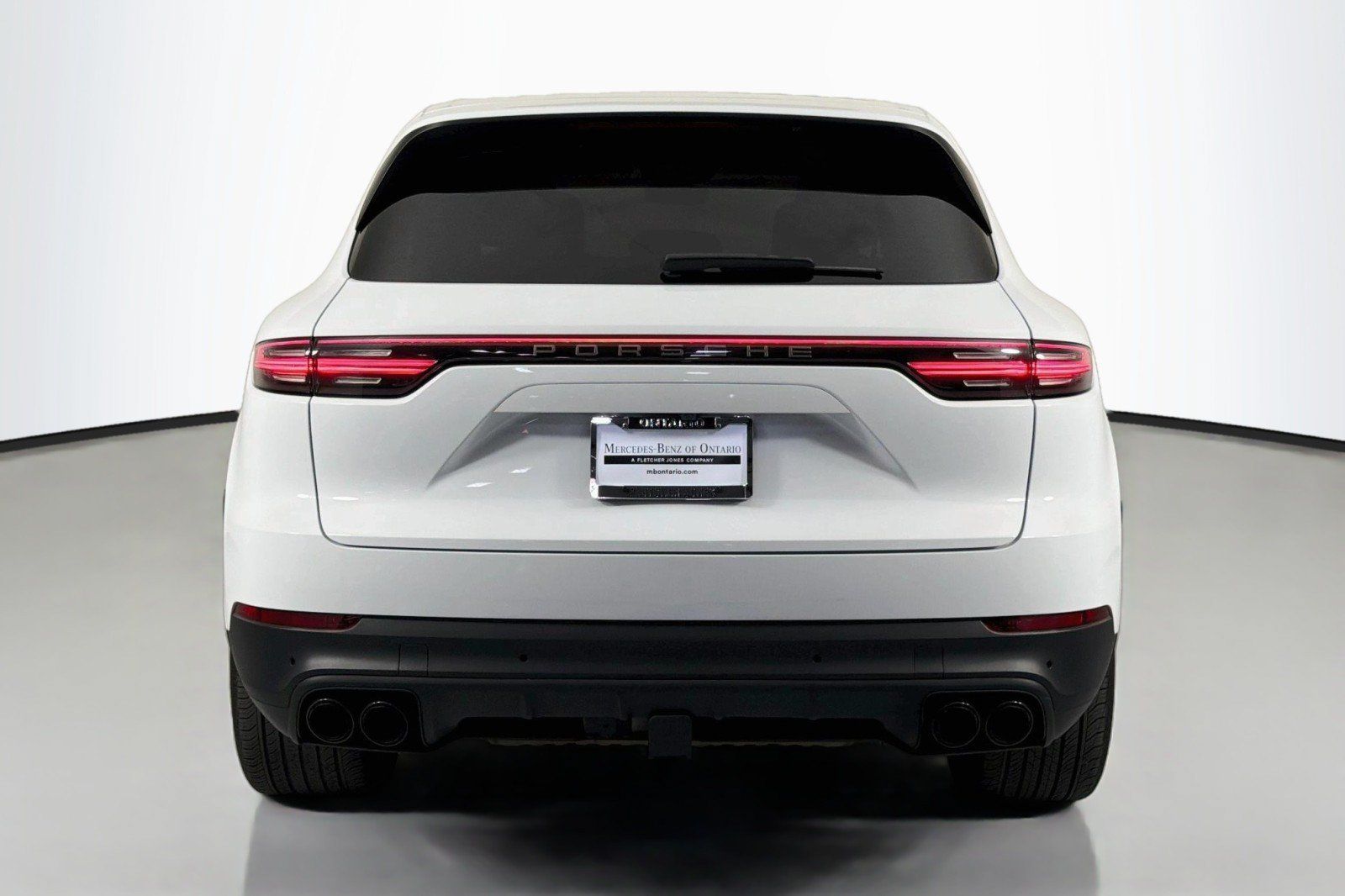 Used 2023 Porsche Cayenne Platinum Edition AWD/4WD image 4