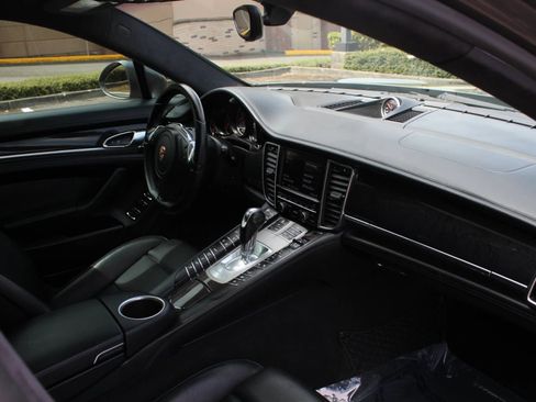 Used 2013 Porsche Panamera GTS image 43