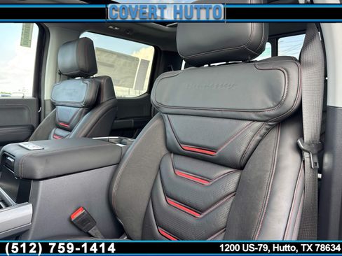 New 2026 Ford F250 Lariat w/ Black Appearance Package AWD/4WD image 16