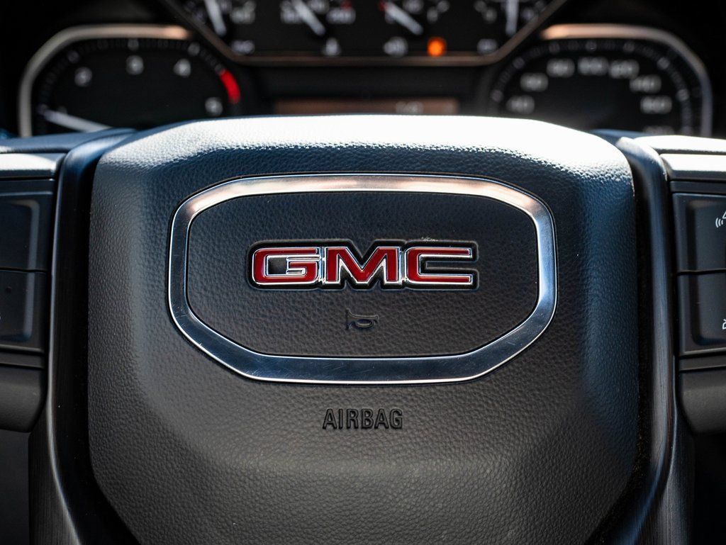Used 2023 GMC Sierra 2500 AT4 w/ Gooseneck/5TH Wheel Package AWD/4WD image 29