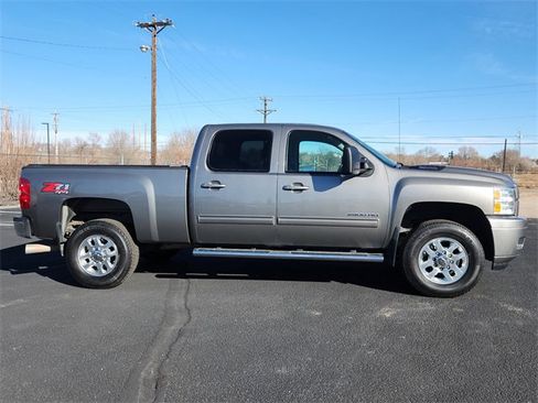 Used 2012 Chevrolet Silverado 2500 LT w/ Z71 Appearance Package image 2