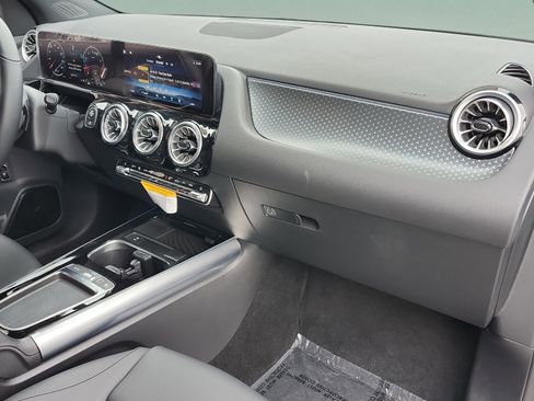 Used 2026 Mercedes-Benz GLA 250 image 21