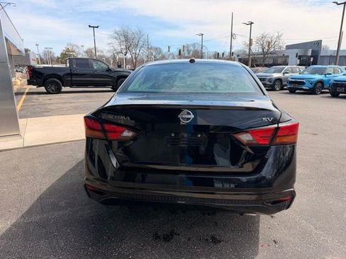 Used 2024 Nissan Altima 2.5 SV image 7