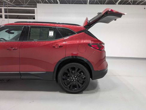 Used 2019 Chevrolet Blazer RS AWD/4WD image 11