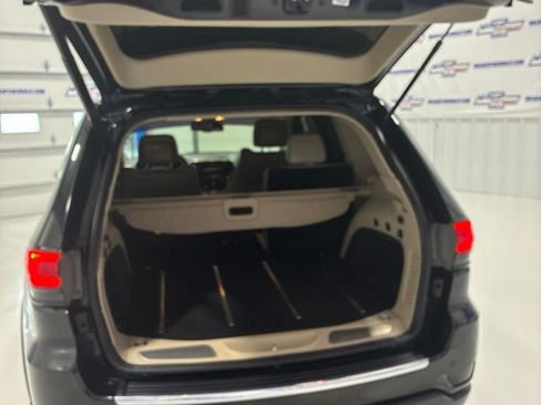 Used 2016 Jeep Grand Cherokee Limited AWD/4WD image 35