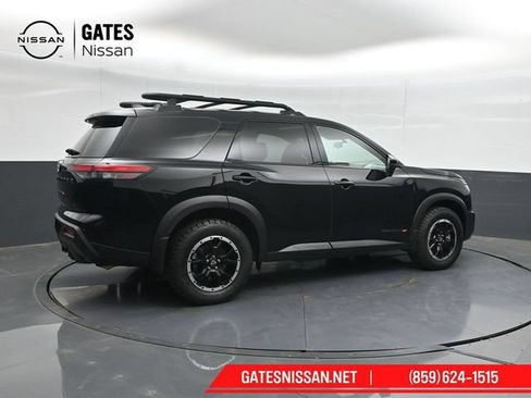 Used 2025 Nissan Pathfinder Rock Creek AWD/4WD image 2
