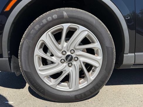 Used 2022 Lincoln Corsair FWD image 9