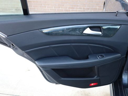 Used 2015 Mercedes-Benz CLS 400 image 16
