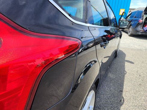 Used 2014 Ford Focus Titanium FWD image 34