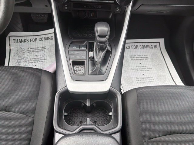 Used 2025 Toyota RAV4 LE AWD/4WD image 23