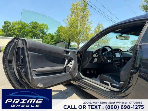 Used 2019 Subaru BRZ Limited w/ Performance Package RWD image 9