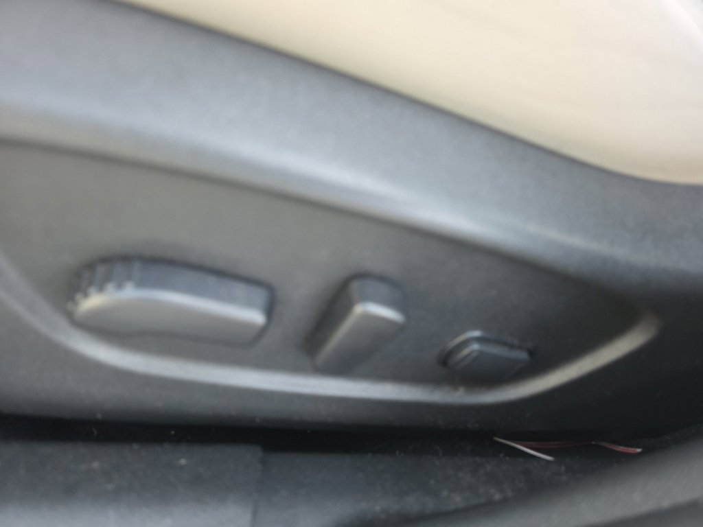 Used 2021 Nissan Rogue Sport SV AWD/4WD image 12