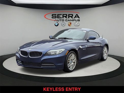 Used 2011 BMW Z4 sDrive30i image 9