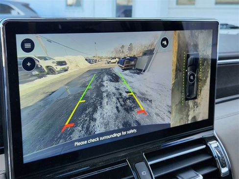 Used 2022 Lincoln Navigator Standard image 23