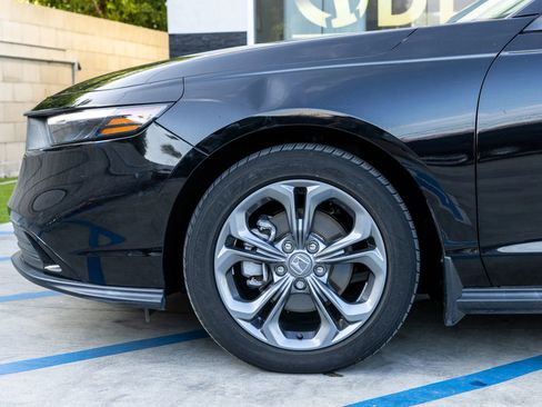 Used 2023 Honda Accord EX image 35