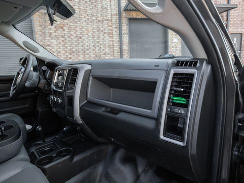 Used 2017 RAM 2500 Tradesman w/ Chrome Appearance Group image 26