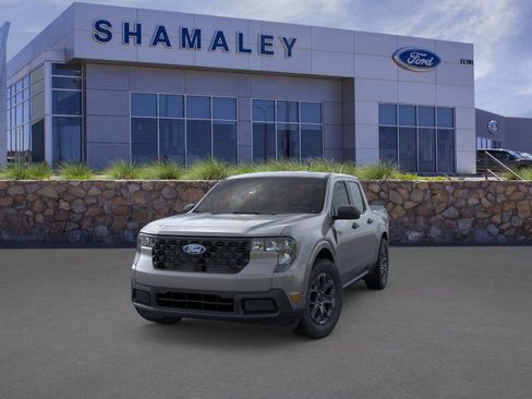 New 2025 Ford Maverick XLT image 2