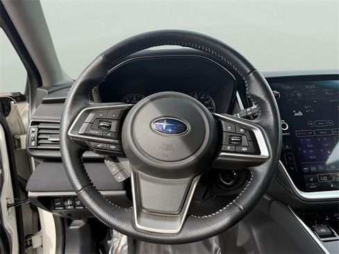 Used 2020 Subaru Outback Premium image 16