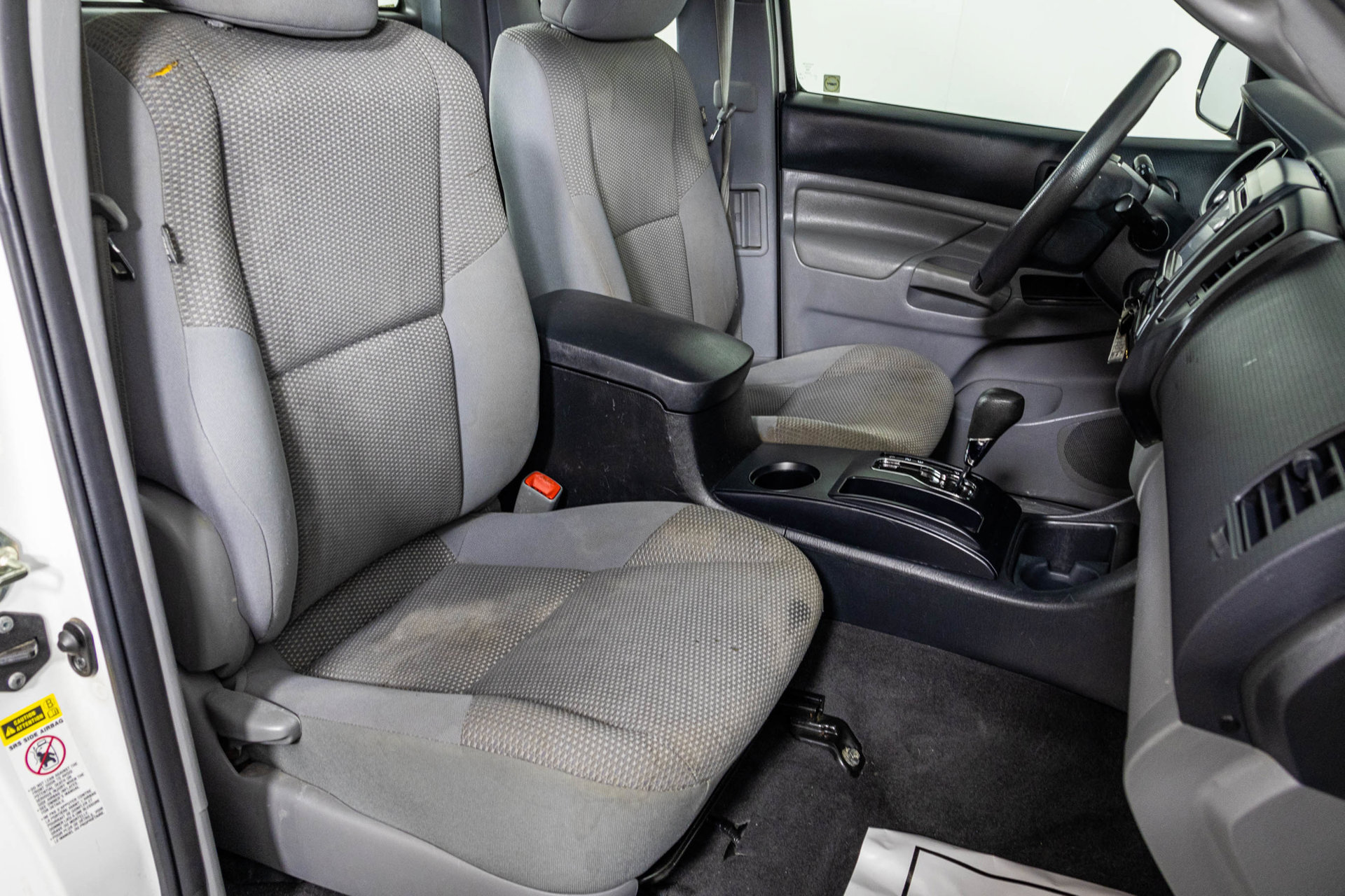 Used 2015 Toyota Tacoma 2WD Access Cab image 36
